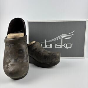 Dansko Professional Clogs Women's 37 (US 6.5-7M) Camo Suede Leather BRAND NEW